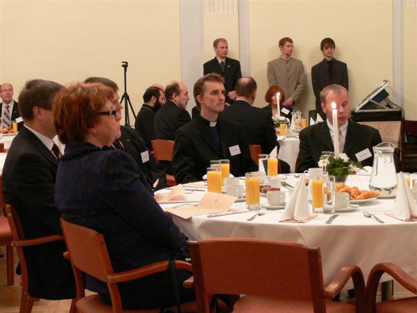 Eesti Palvushommikusöök 2006 4